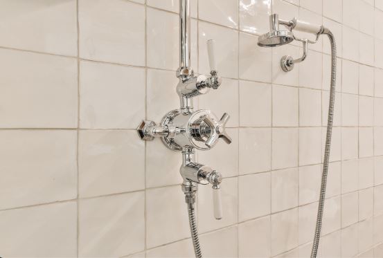 Everything You Need to Know About Shower Valves When Designing a Bathroom